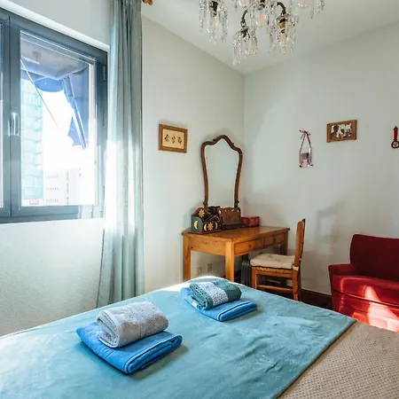Acogedor Piso Con Parking Santa Justa Appartamento